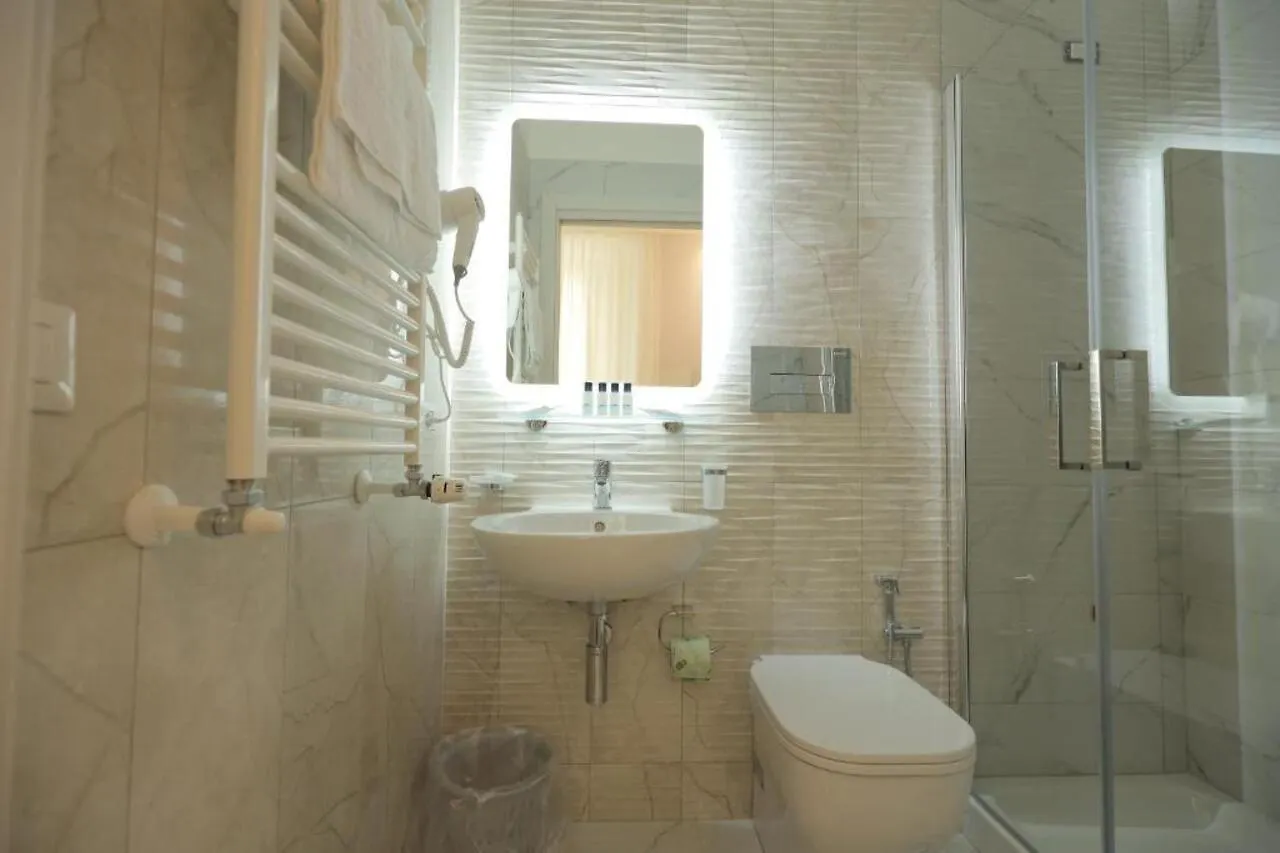 Hotel Garibaldi Suite Naples